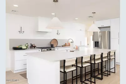 2442 E Claire Drive, Phoenix, AZ 85032 - Photo 2