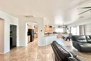 16433 W Mescal St, Surprise, AZ 85388 - Photo 6