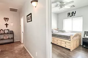 16433 W Mescal St, Surprise, AZ 85388 - Photo 32