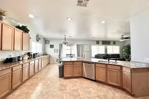 16433 W Mescal St, Surprise, AZ 85388 - Photo 10