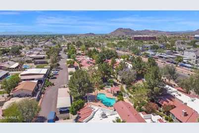 2929 W Yorkshire Drive #2015, Phoenix, AZ 85027 - Photo 38