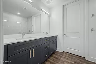3131 N Central Ave, Phoenix, AZ 85012 - Photo 22