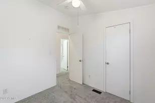 16622 N 1st Dr, Phoenix, AZ 85023 - Photo 18