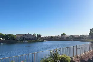 10525 W Runion Dr, Peoria, AZ 85382 - Photo 12