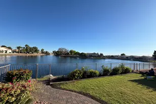 10525 W Runion Dr, Peoria, AZ 85382 - Photo 16