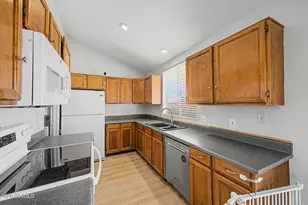 1118 E Utopia Rd, Phoenix, AZ 85024 - Photo 12