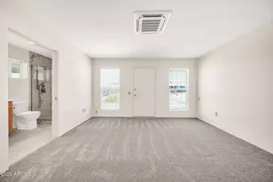 10802 W Hutton Dr, Sun City, AZ 85351 - Photo 12