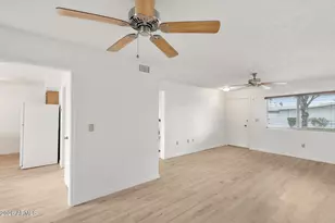 13428 N 108th Dr, Sun City, AZ 85351 - Photo 12
