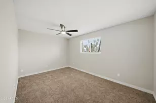 3709 W Echo Ln, Phoenix, AZ 85051 - Photo 8