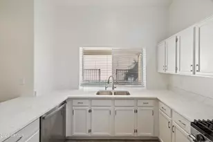 648 W Muirwood Dr, Phoenix, AZ 85045 - Photo 14