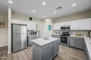 17429 W Carmen Dr, Surprise, AZ 85388 - Photo 10