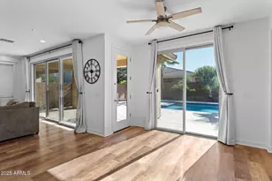 10457 E Pivitol Ave, Mesa, AZ 85212 - Photo 8