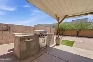 23553 W Huntington Dr, Buckeye, AZ 85326 - Photo 32