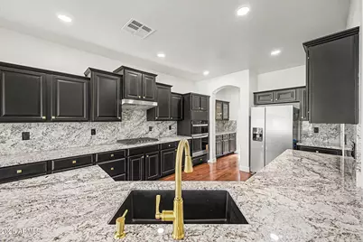 27905 N 66th Drive, Phoenix, AZ 85083 - Photo 4