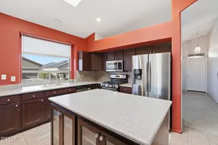 17320 N Thornberry Dr, Surprise, AZ 85374 - Photo 10