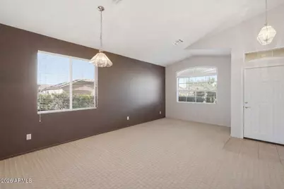 17320 N Thornberry Drive, Surprise, AZ 85374 - Photo 8