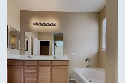 991 E Saddleback Place, San Tan Valley, AZ 85143 - Photo 14
