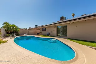3529 W St Moritz Ln, Phoenix, AZ 85053 - Photo 32