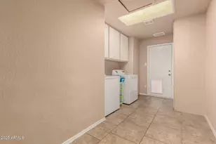 3529 W St Moritz Ln, Phoenix, AZ 85053 - Photo 26