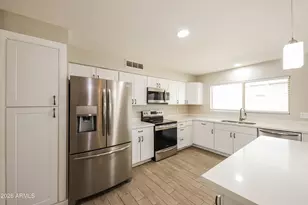 2501 E Villa Rita Dr, Phoenix, AZ 85032 - Photo 10