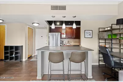 4750 N Central Avenue #2B, Phoenix, AZ 85012 - Photo 8