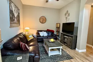 1367 S Country Club Dr, Mesa, AZ 85210 - Photo 16