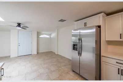 2501 W Hayward Avenue, Phoenix, AZ 85051 - Photo 8