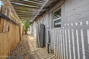 2501 W Hayward Ave, Phoenix, AZ 85051 - Photo 34