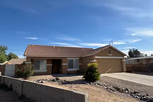 2739 E Beverly Ln, Phoenix, AZ 85032 - Photo 30