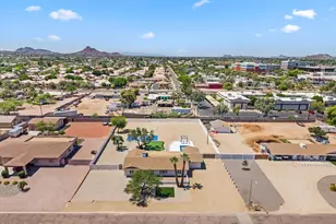 16436 N 40th Pl, Phoenix, AZ 85032 - Photo 2