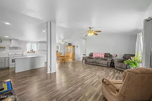 24917 W Morning Vista Ln, Wittmann, AZ 85361 - Photo 4