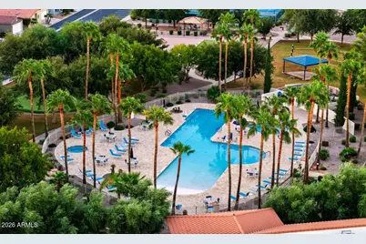 3301 S Goldfield Road #2082, Apache Junction, AZ 85119 - Photo 2