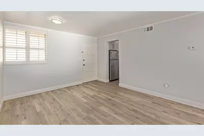 4727 E Lafayette Boulevard #314, Phoenix, AZ 85018 - Photo 2