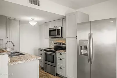 2132 W Glenrosa Avenue #81D, Phoenix, AZ 85015 - Photo 12