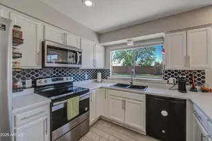 319 N Valencia Dr, Chandler, AZ 85226 - Photo 18