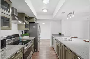 6852 S Terrace Rd, Tempe, AZ 85283 - Photo 14