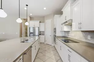 3930 E Chestnut Ln, Gilbert, AZ 85298 - Photo 14