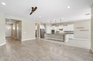 3930 E Chestnut Ln, Gilbert, AZ 85298 - Photo 10