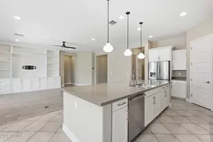 3930 E Chestnut Ln, Gilbert, AZ 85298 - Photo 14