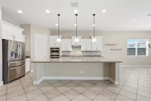 3930 E Chestnut Ln, Gilbert, AZ 85298 - Photo 12