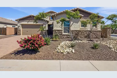 3930 E Chestnut Lane, Gilbert, AZ 85298 - Photo 1