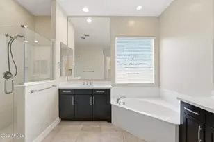 3930 E Chestnut Ln, Gilbert, AZ 85298 - Photo 34