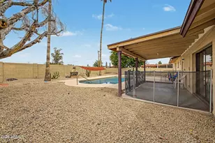 3048 W Acoma Dr, Phoenix, AZ 85053 - Photo 22