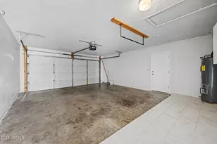 3048 W Acoma Dr, Phoenix, AZ 85053 - Photo 24