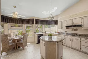 19105 N 90th Dr, Peoria, AZ 85382 - Photo 10