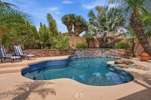 4332 E Melinda Ln, Phoenix, AZ 85050 - Photo 10