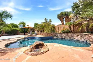 4332 E Melinda Ln, Phoenix, AZ 85050 - Photo 12