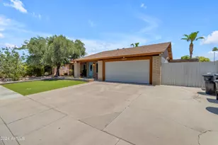 2207 S Cherry, Mesa, AZ 85210 - Photo 2