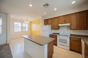 2032 N 78th Glen, Phoenix, AZ 85035 - Photo 6