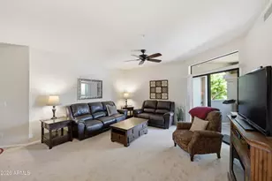9151 W Greenway Rd, Peoria, AZ 85381 - Photo 4
